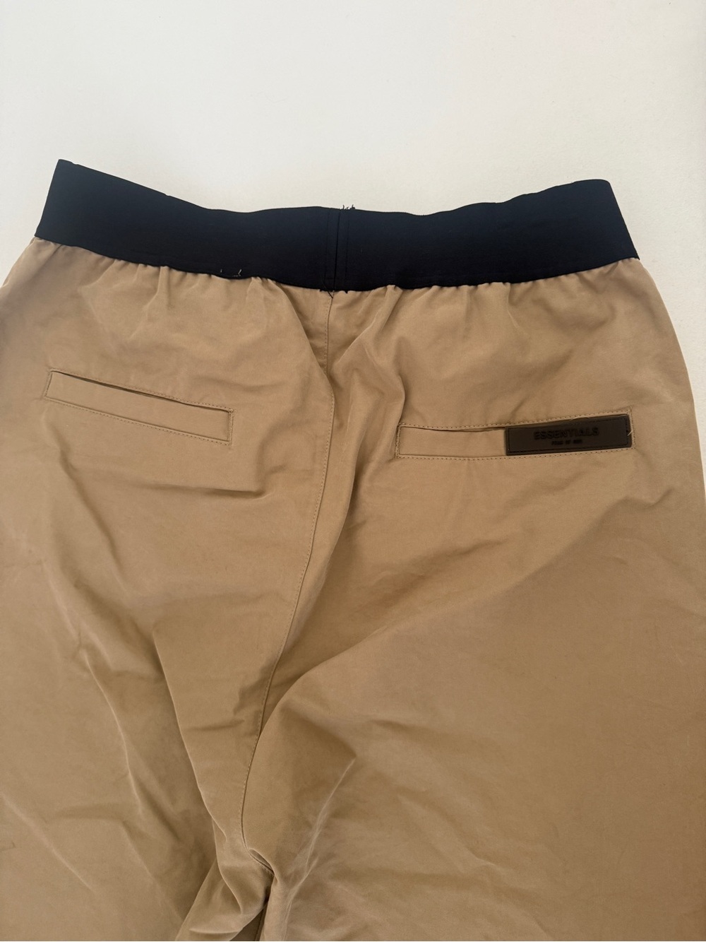 Fear of God Essentials - Tan Cotton Lounge Pants in Oak - Picture 5 of 7